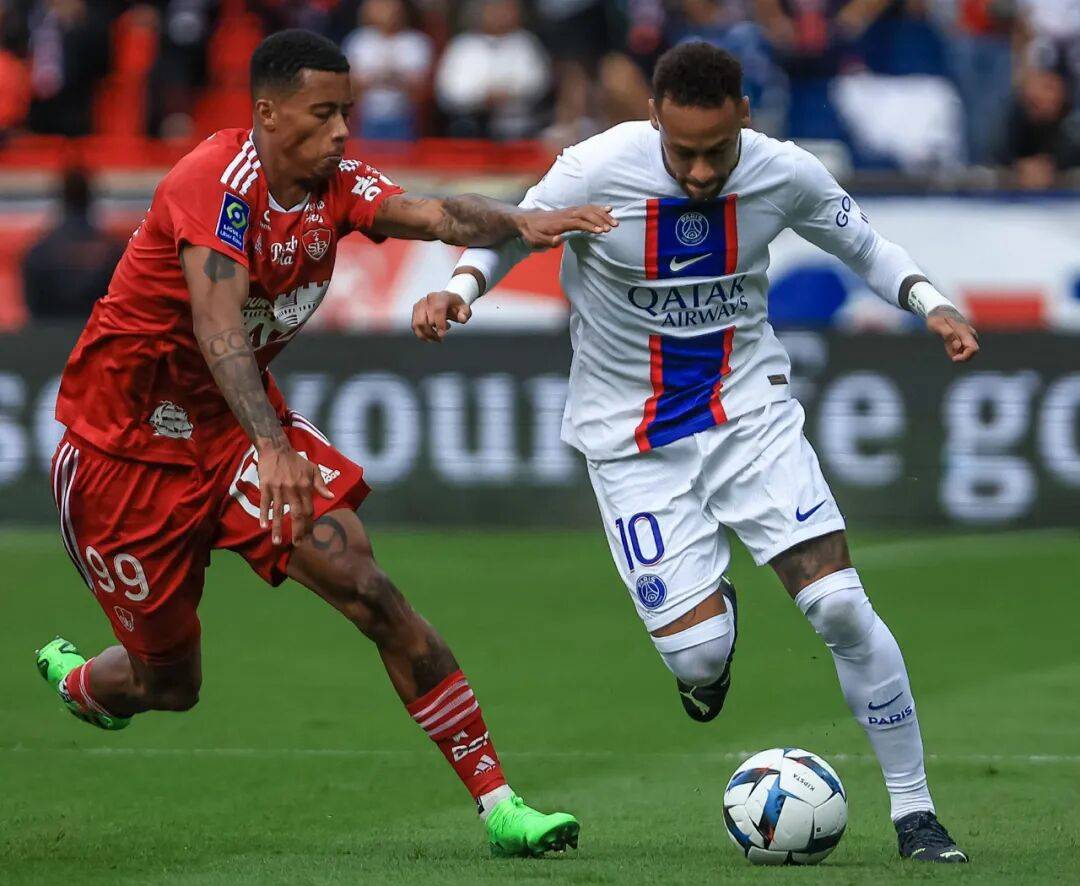 爱游戏网页版 -拜仁慕尼黑发布备战花絮，集结日主帅复盘，欧篮联任务艰巨，数据趋势出现新变化的简单介绍