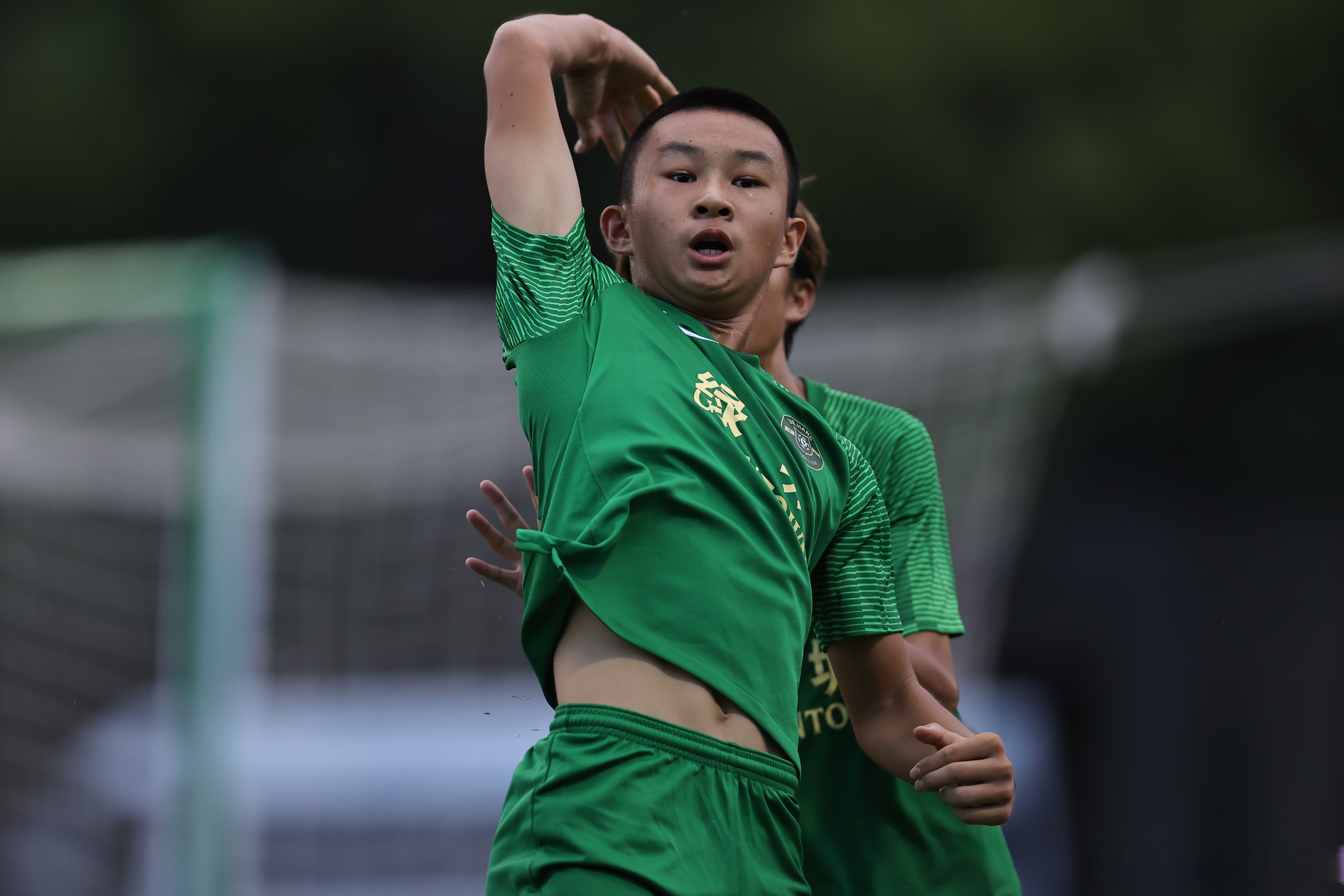 转折点浙江队更衣室发声詹姆斯在雄鹿比赛中势不可挡，连对手都承认：赛前浙江队备战社区盾的简单介绍